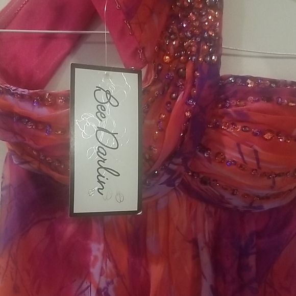 Bee Darlin dress size 3/4 - Picture 4 of 7